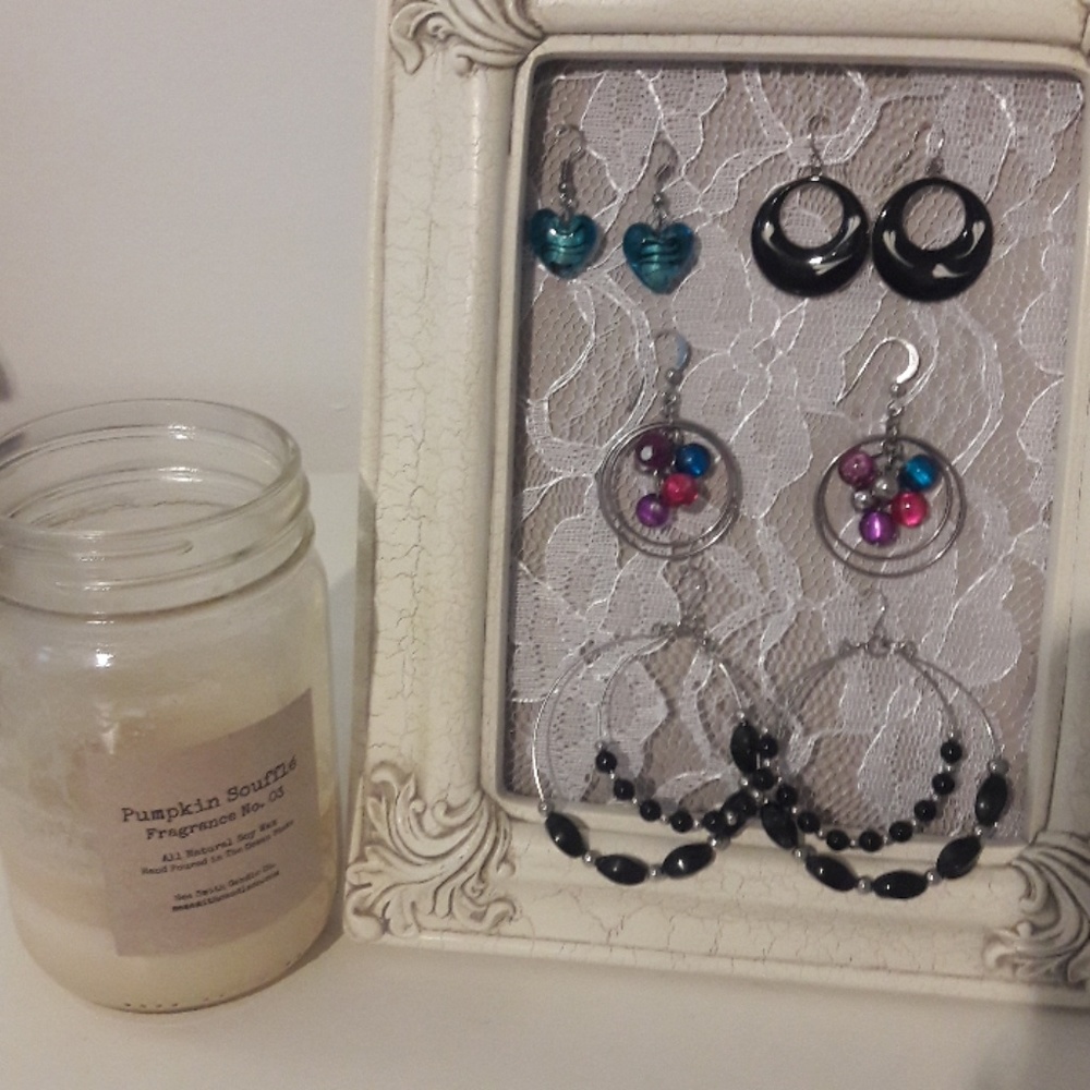 Four pairs of earrings